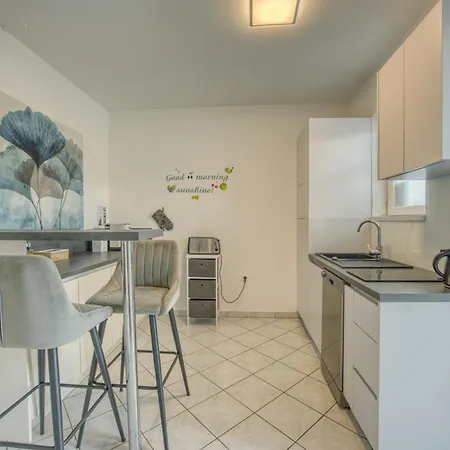 Matea Apartmán Biograd Na Moru